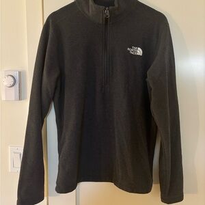 The North Face Men's Gray Quarter-Zip